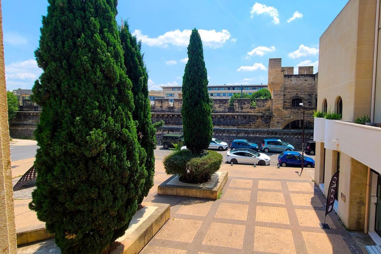 Regard Sur Les Remparts - Terrasse & Parking Leilighet Avignon Eksteriør bilde